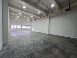 L & Y Building (D20), Factory #585792211